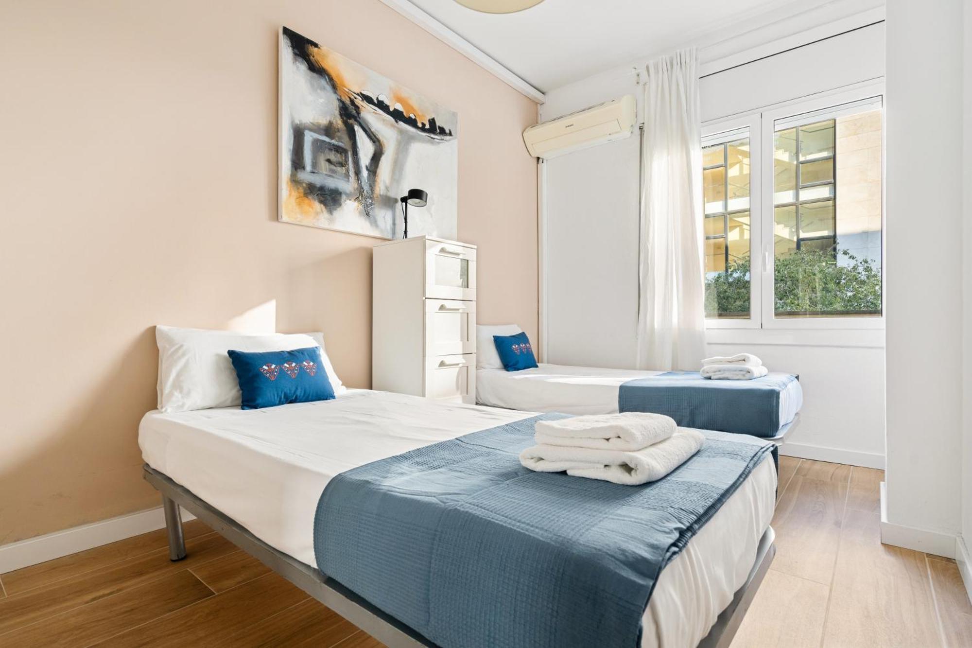 Fridays Flats Spacious 4Br Family Retreat Barcelona Kültér fotó
