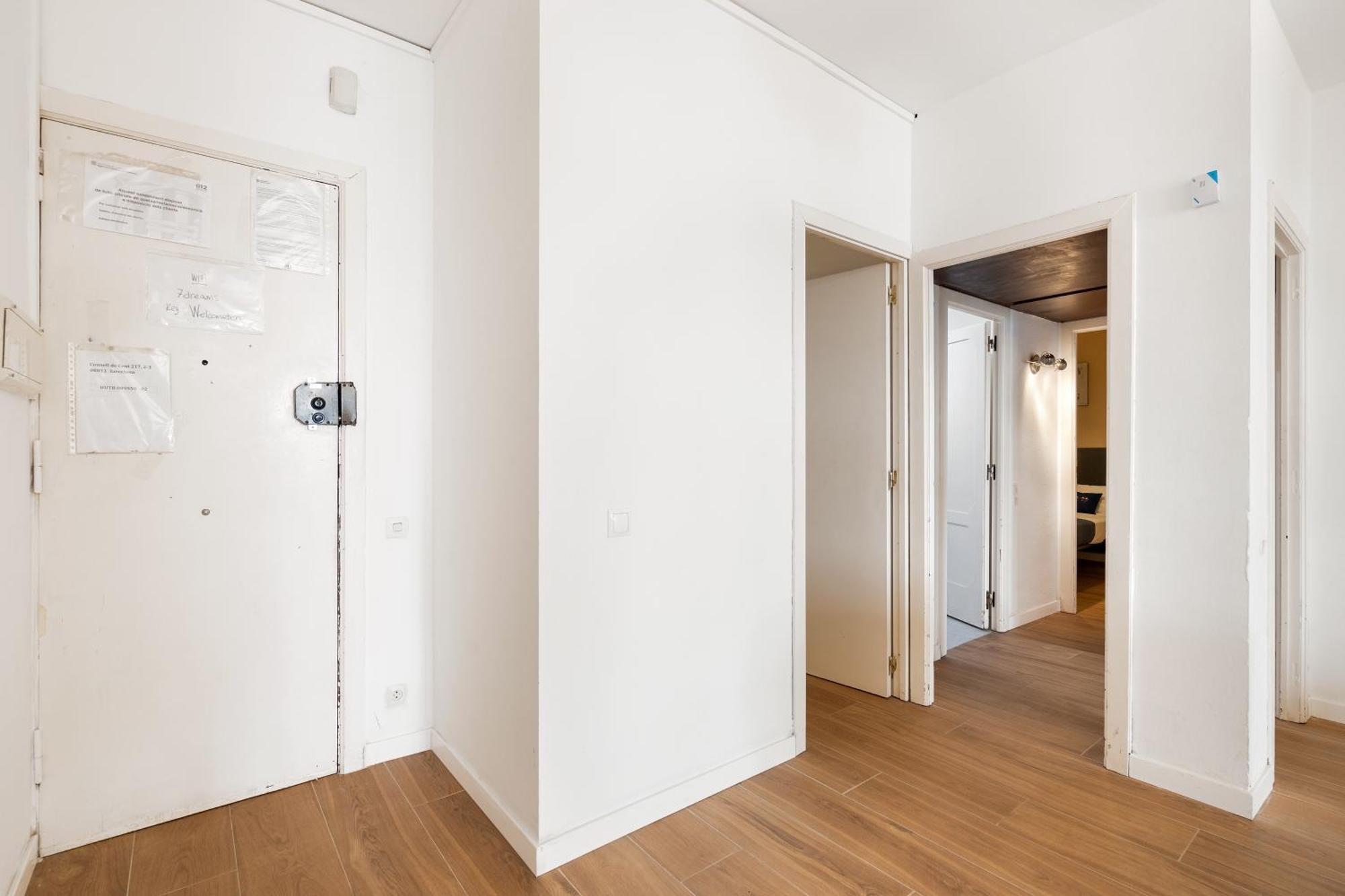 Fridays Flats Spacious 4Br Family Retreat Barcelona Kültér fotó